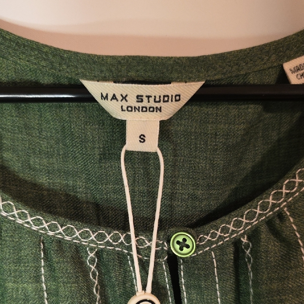 Max Studio Hunter Green Tunic Top With Ruched Sleeve Women Size S NWT - Picture 3 of 9